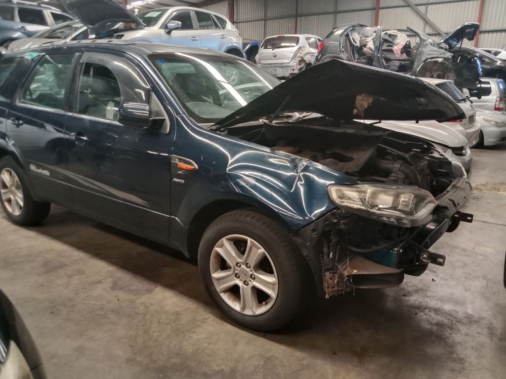 Why Hire a Junk Car Removal Service to Dispose of Your Unwanted 4x4?