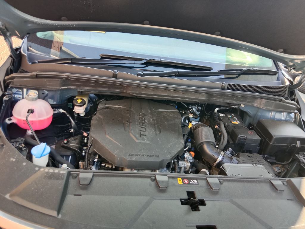Kia Grand Carnival 2024 Grey Wrecking