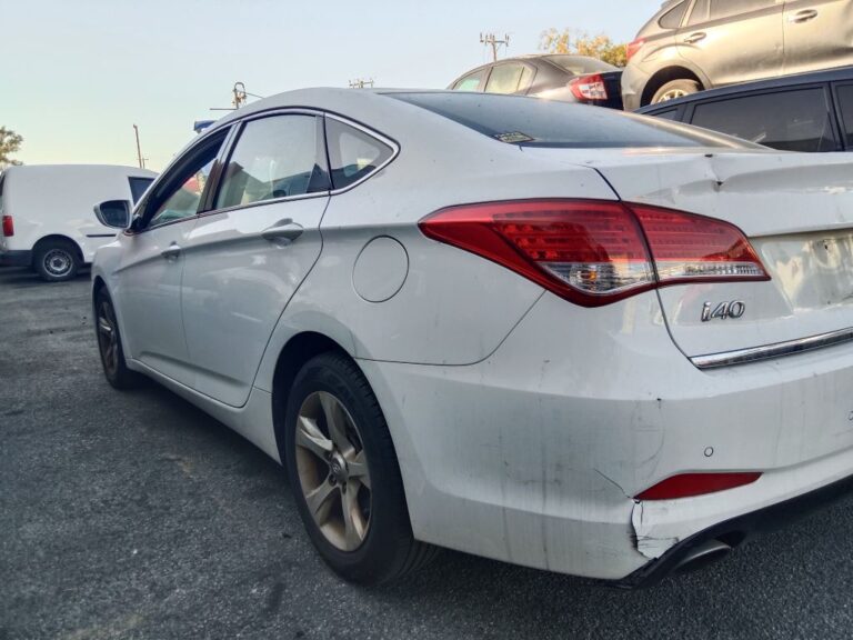 Hyundai i40 2014 White Wrecking – Parts Available at WA Auto Parts