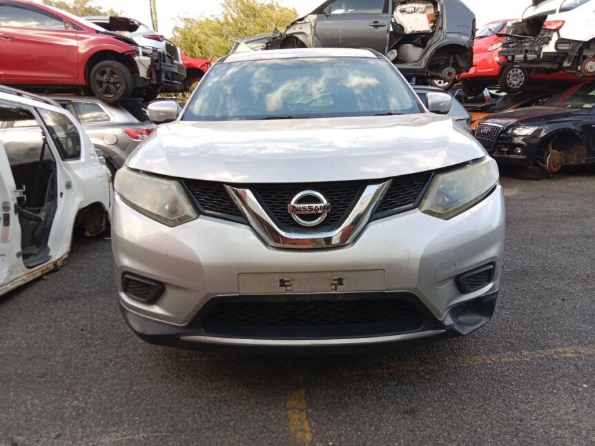 Nissan X-Trail 2016 Silver Wrecking