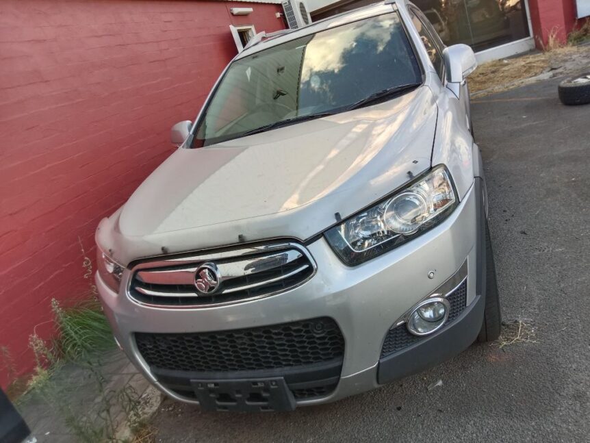 Wrecking 2012 Silver Holden