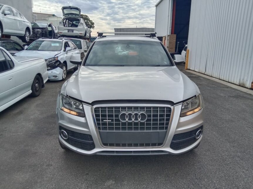 Audi Q5 2010 Silver Wrecking
