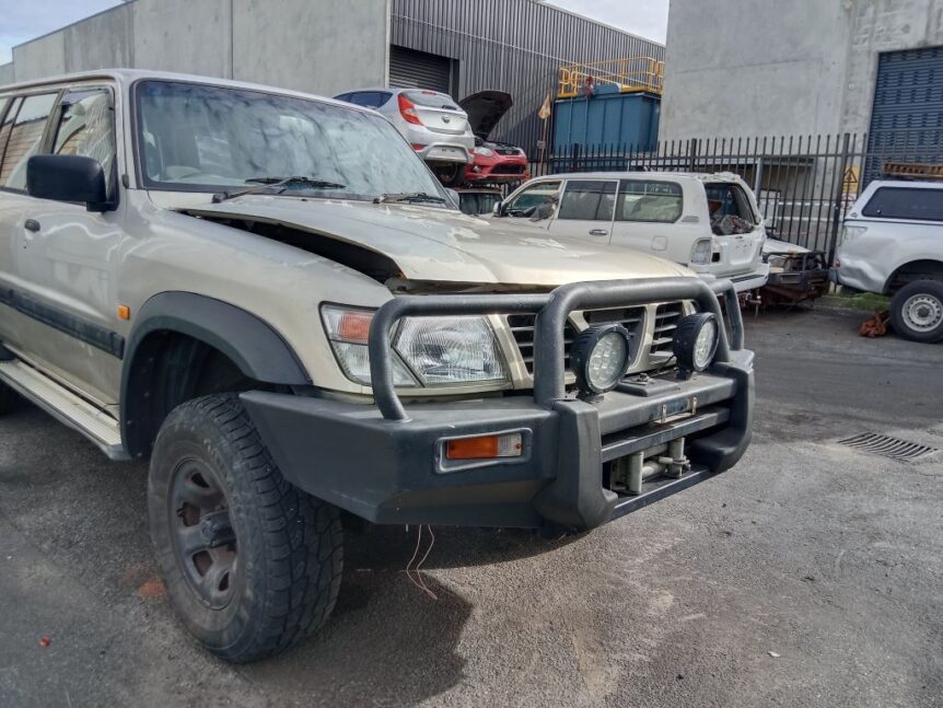 Nissan Patrol 2000 Gold Wrecking