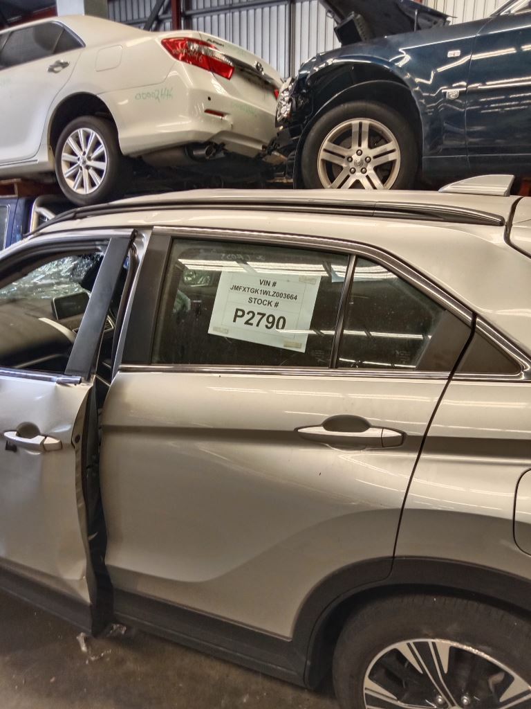 Mitsubishi Eclipse 2020 Silver Wrecking