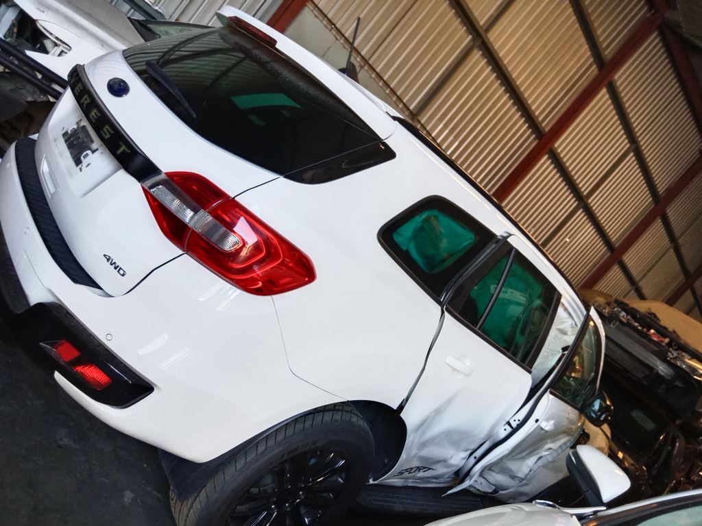 Ford Everest 2020 White Wrecking