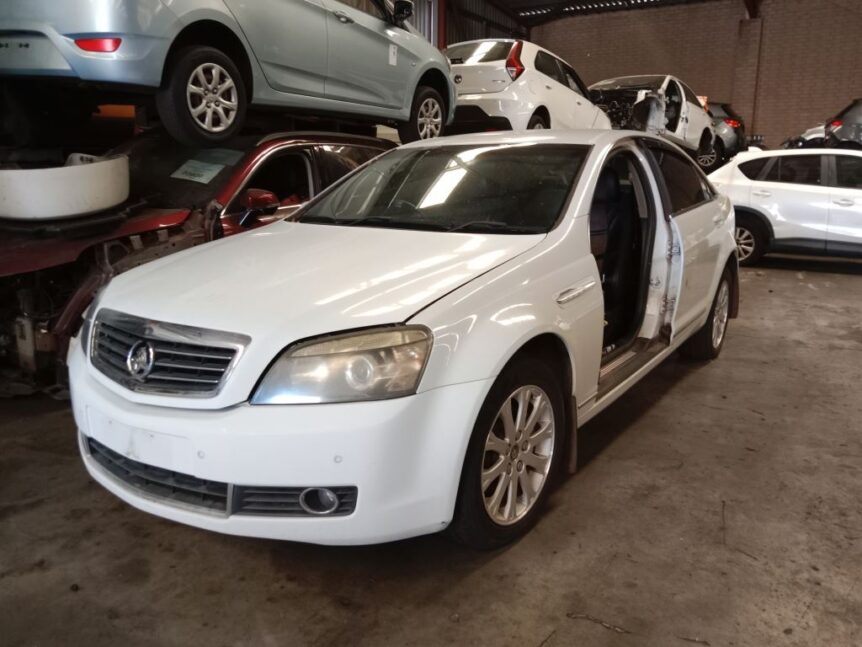 Holden Statesman/Caprice 2009 White Wrecking