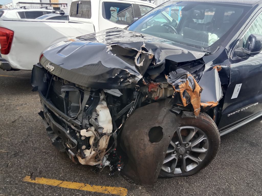 Jeep Grand Cherokee 2014 Grey Wrecking