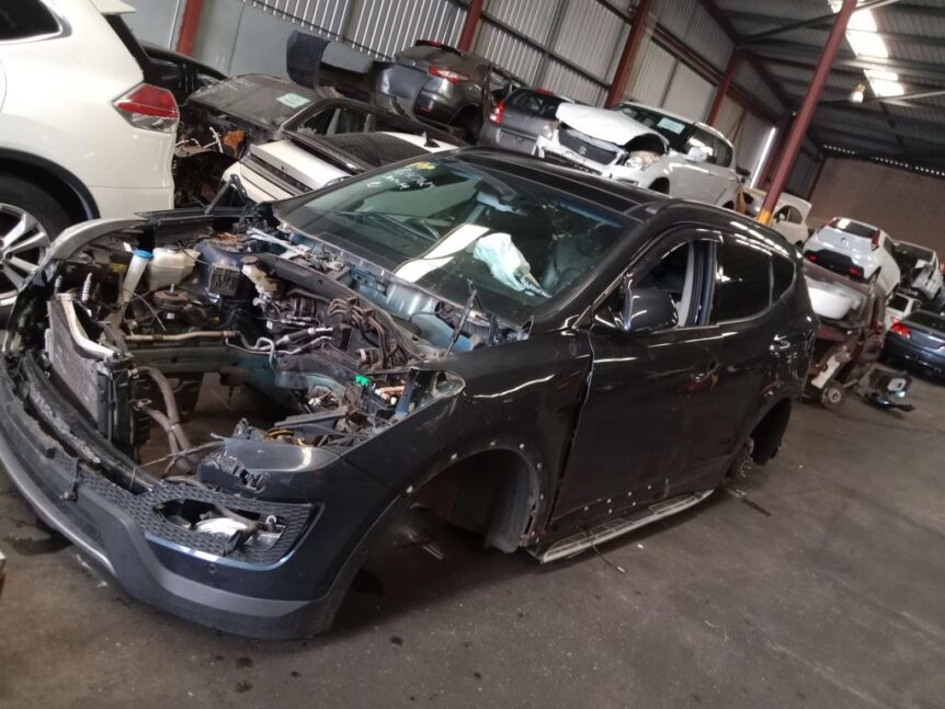 Hyundai Santa Fe 2015 Grey Wrecking