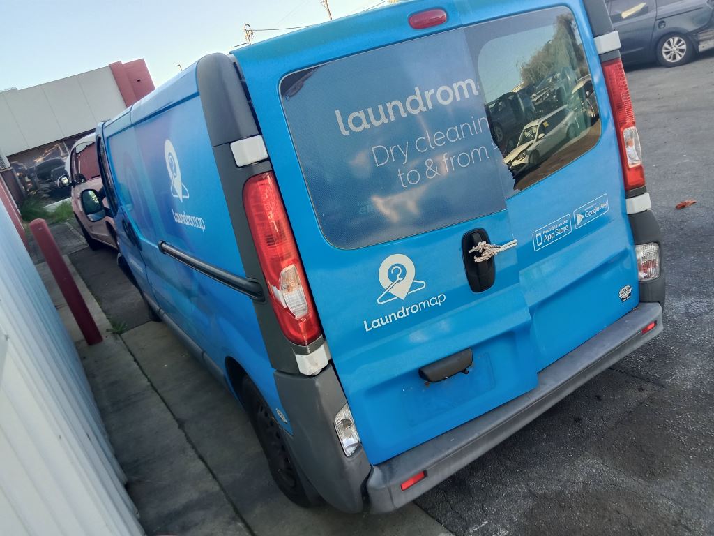 Renault Trafic 2014 Blue Wrecking