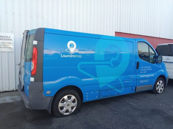 Renault Trafic 2014 Blue Wrecking