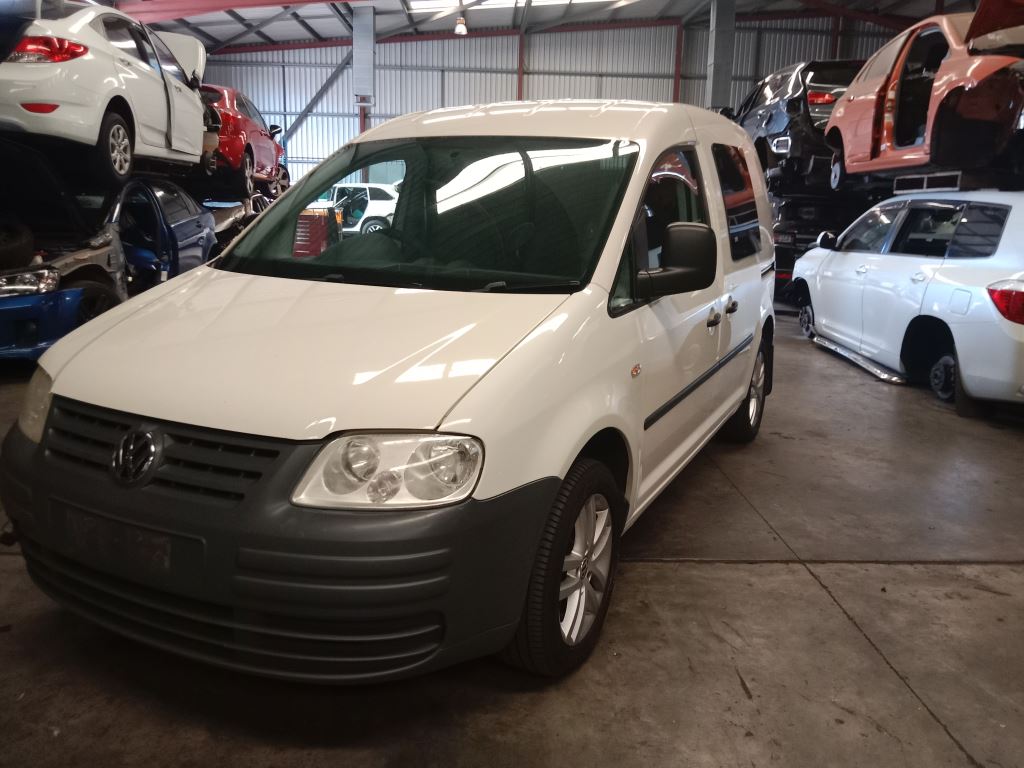 Volkswagen caddy 2008 White Wrecking