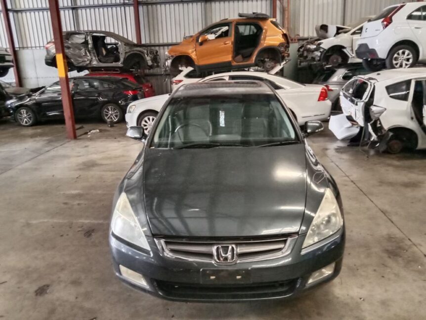 Honda Accord 2005 Grey Wrecking