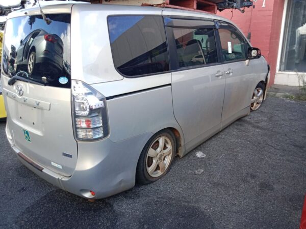 Toyota Voxy 2012 Silver Wrecking