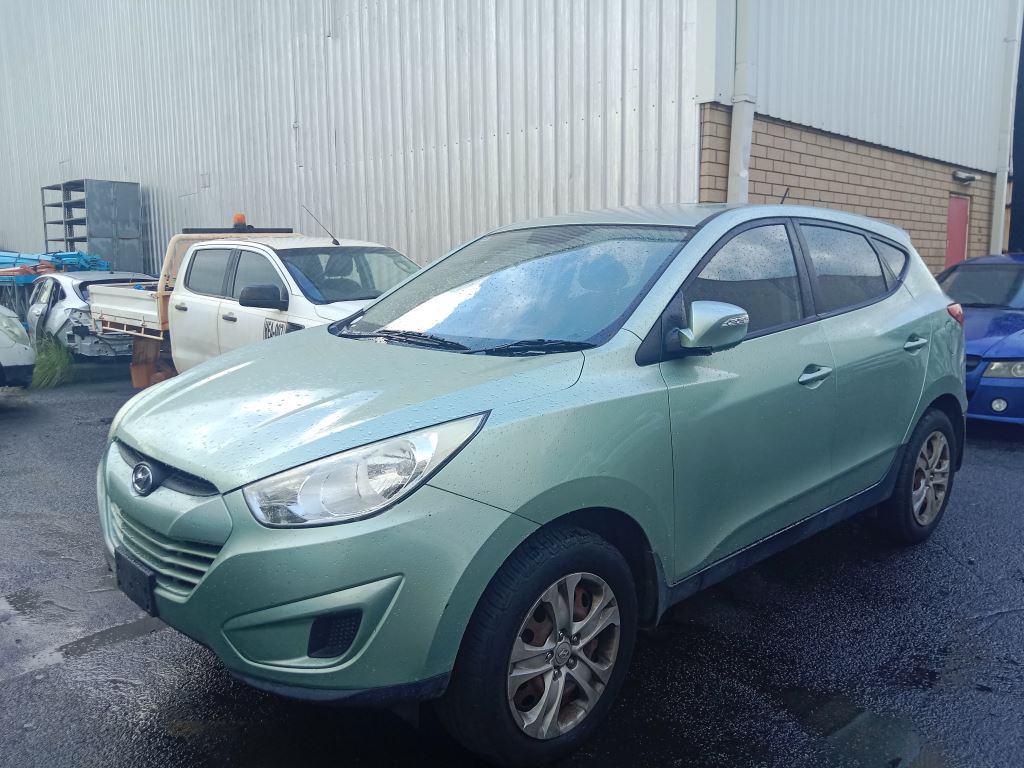 Hyundai IX35 2010 Green Wrecking