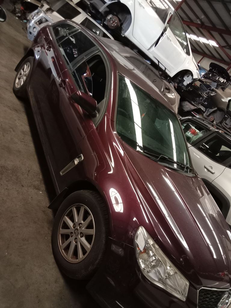 Holden Commodore evoke 2014 maroon Wrecking