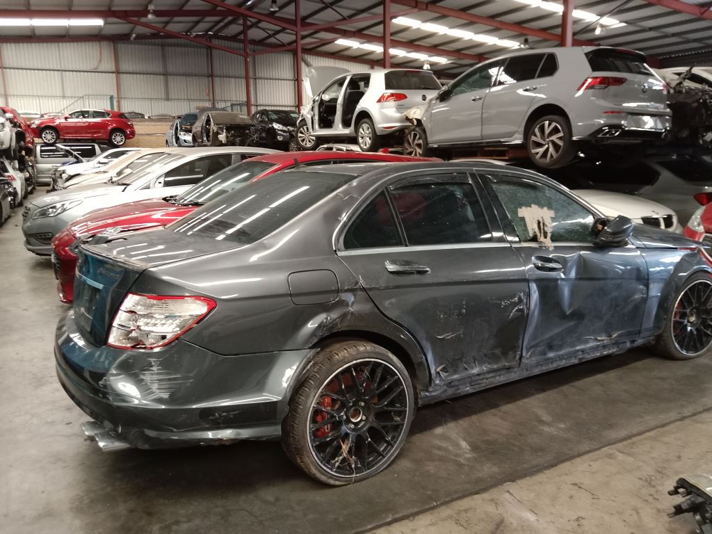 Wrecking Mercedes-Benz 204 C-Class 2009 Grey – Quality used parts available. Engine, transmission, panels, lights, interior & more. Fast shipping
