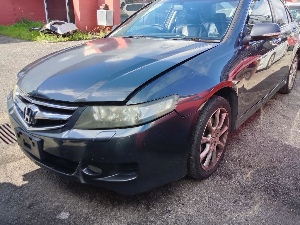 Honda Accord 2006 Grey Wrecking