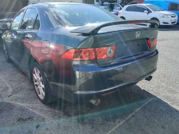 Honda Accord 2006 Grey Wrecking
