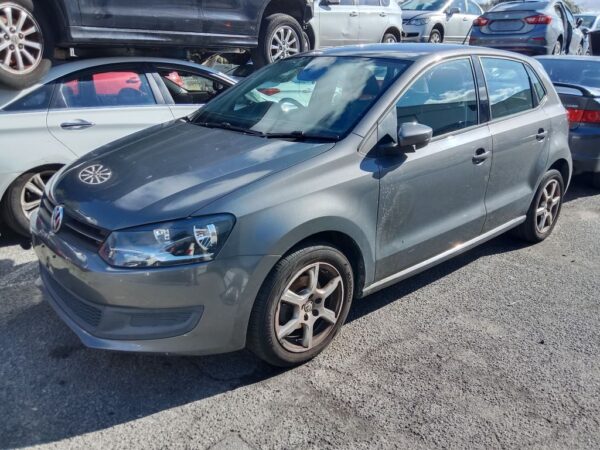 Volkswagen polo 2010 Grey Wrecking