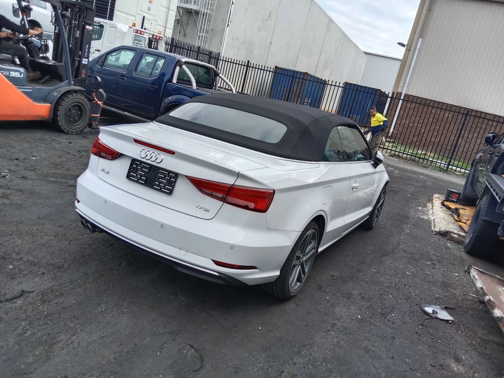 Audi A3 2018 White Wrecking
