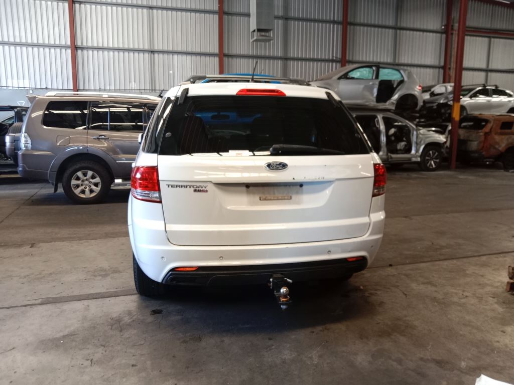 Ford territory 2013 White Wrecking