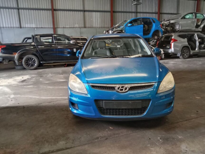 Hyundai i30 2010 Blue Wrecking
