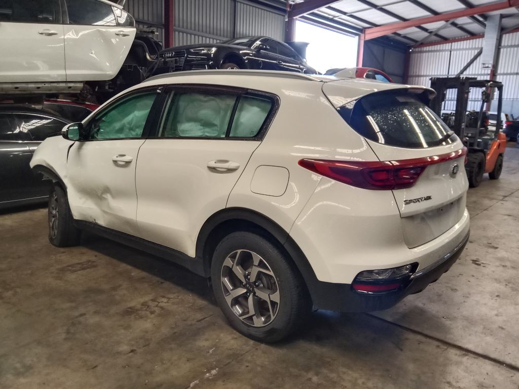 Kia Sportage 2020 White Wrecking V