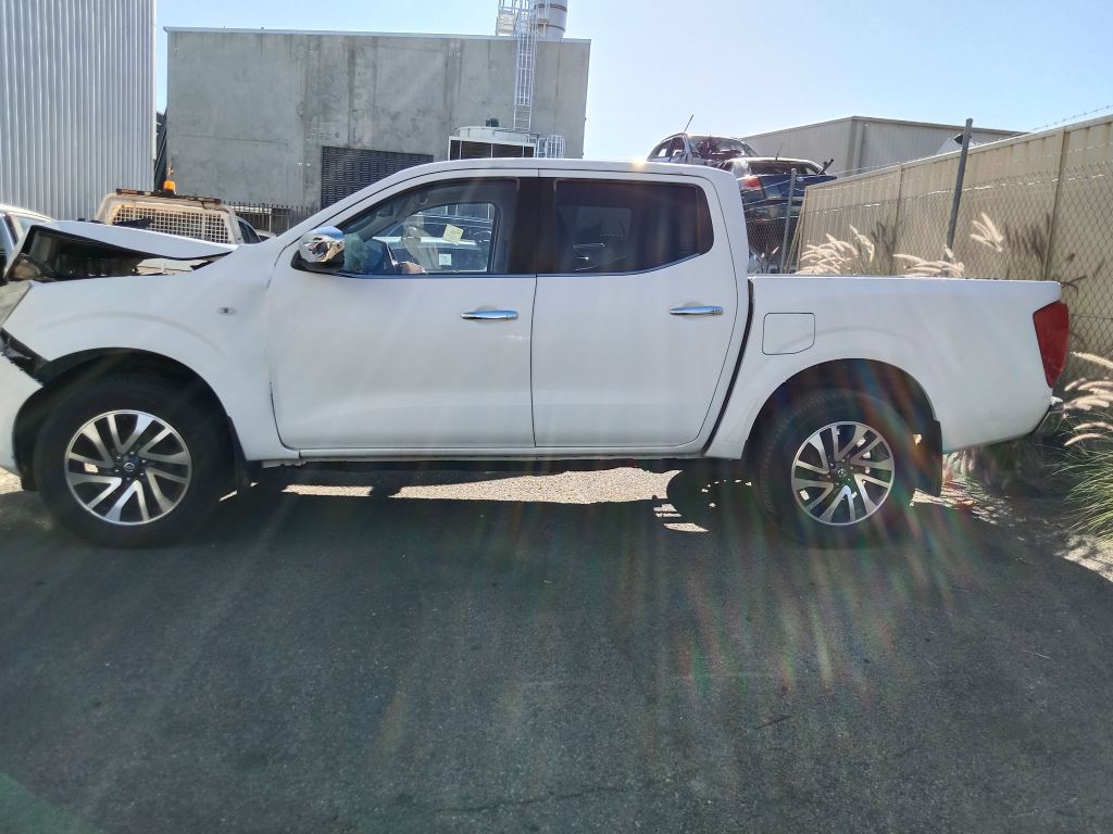 Nissan Navara 2016 White Wrecking