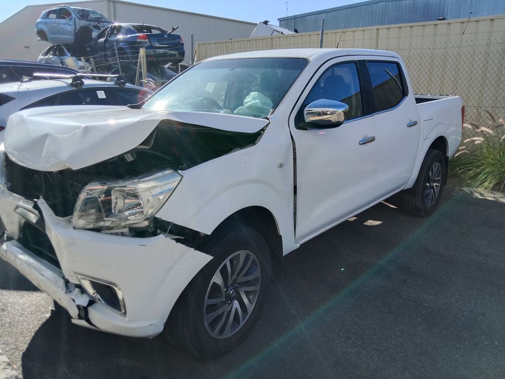 Nissan Navara 2016 White Wrecking