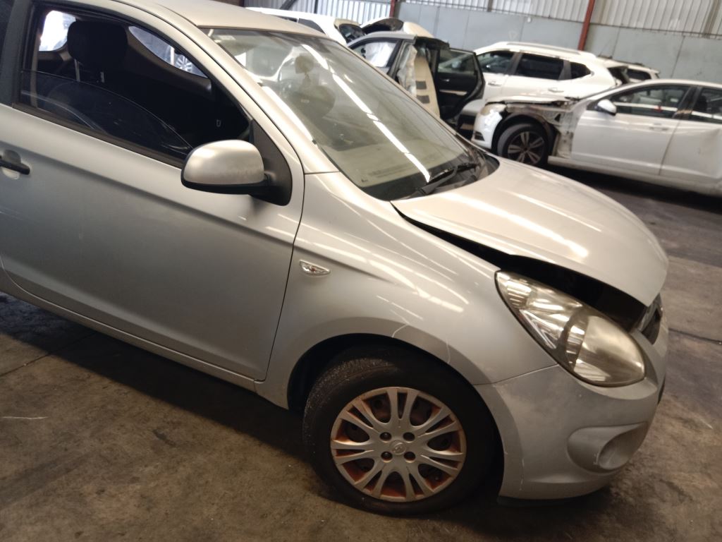 Hyundai i20 2012 Silver Wrecking