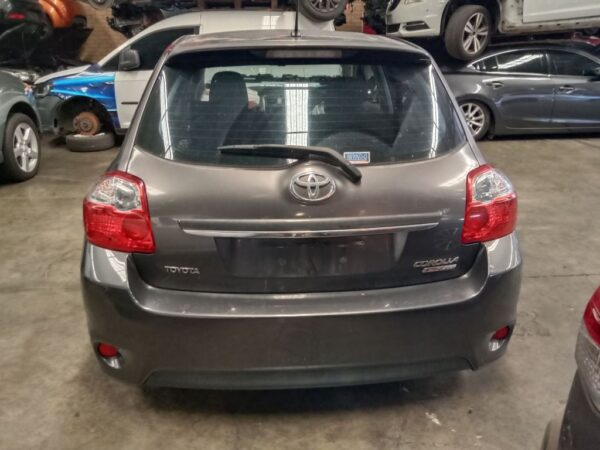Toyota corolla 2011 Grey Wrecking