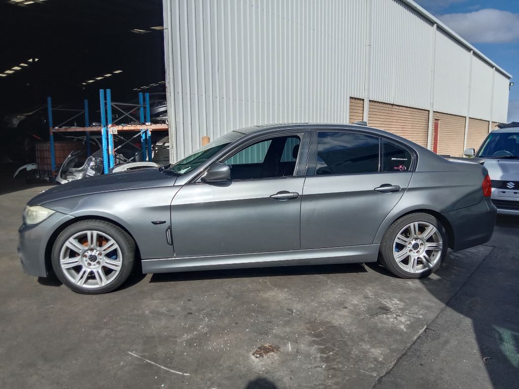  BMW E90 3 SERIES 2010 Grey Wrecking