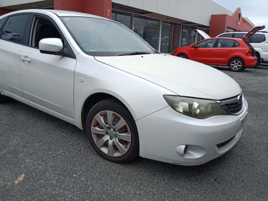Subaru Impreza 2009 White Wrecking