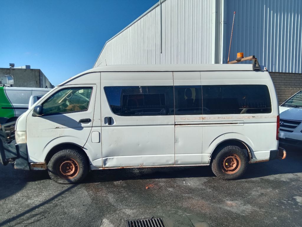 Toyota Hiace 2013 White Wrecking