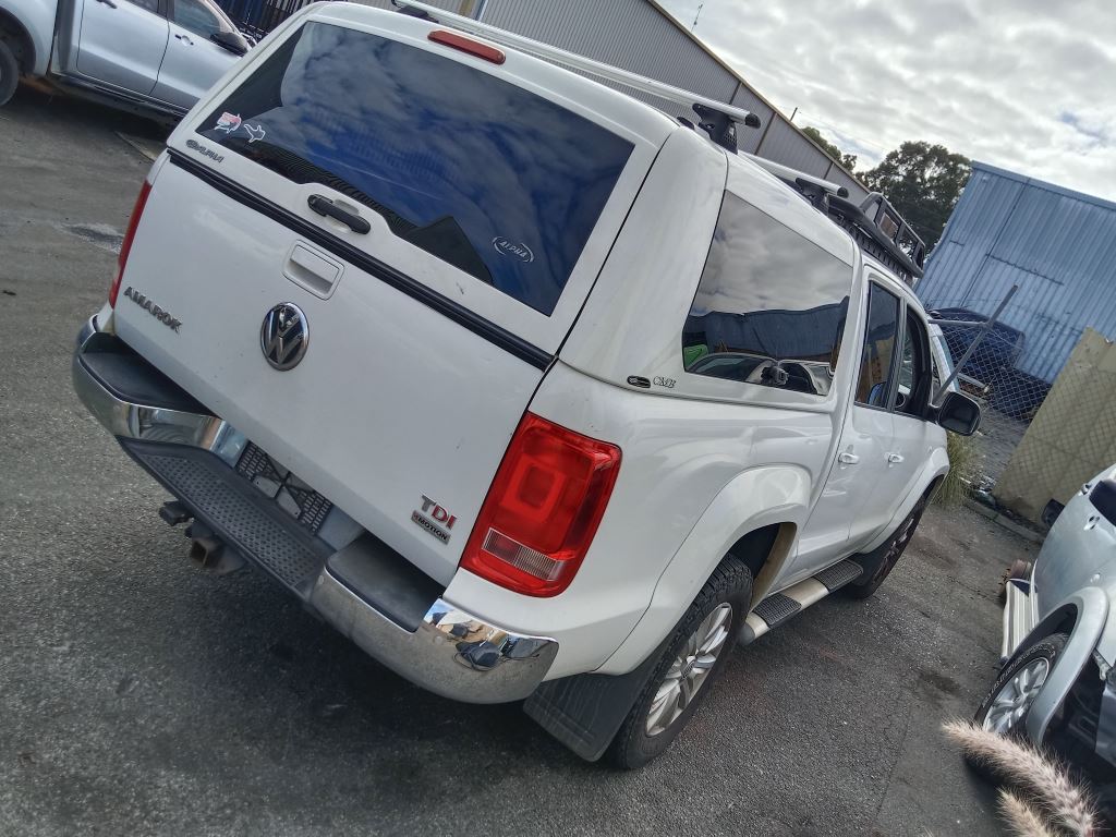 Volkswagen Amarok 2012 White Wrecking