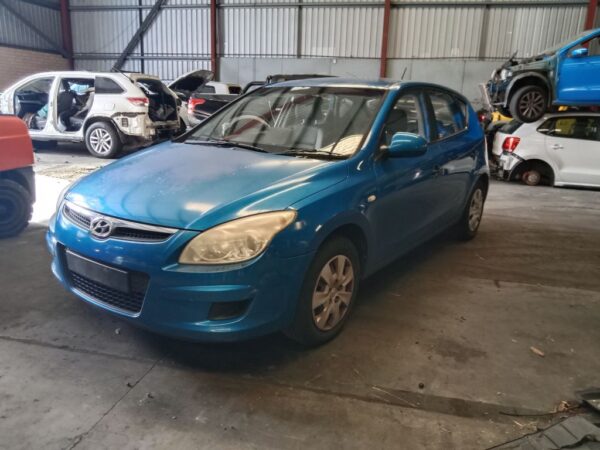 Hyundai i30 2010 Blue Wrecking