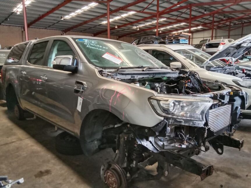 Ford Ranger 2019 Grey Wrecking
