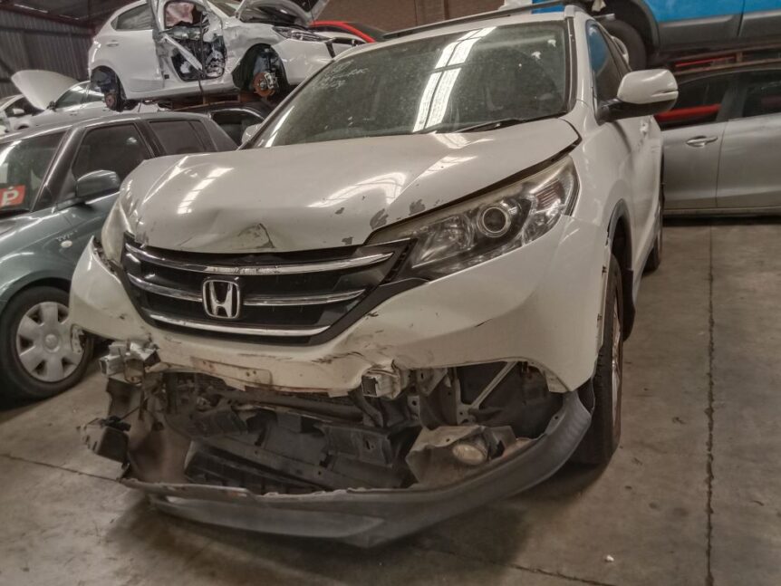 Honda CRV 2013 White Wrecking