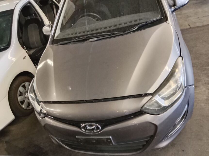 Hyundai i20 2013 Grey Wrecking