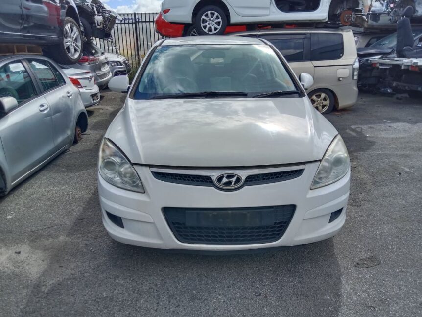 Hyundai i30 2009 White Wrecking