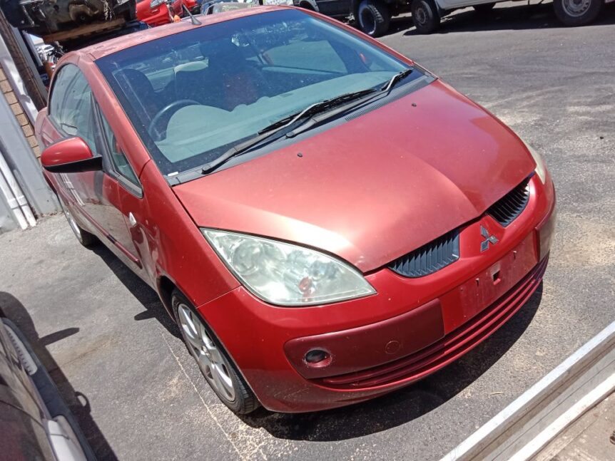 Mitsubishi Colt 2007 Red Wrecking