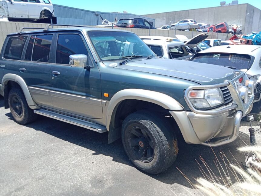 Nissan Patrol 2001 Green Wrecking