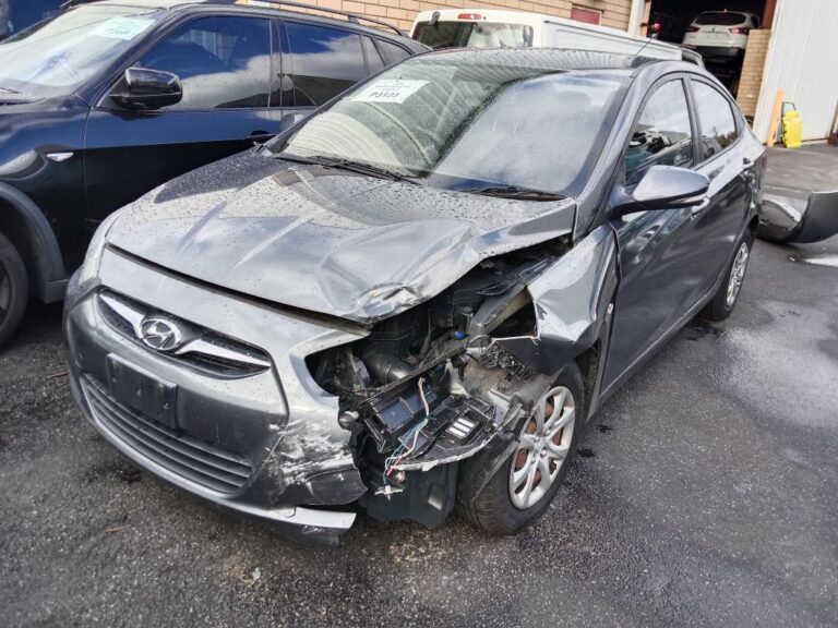 Hyundai Accent 2013 Grey Wrecking