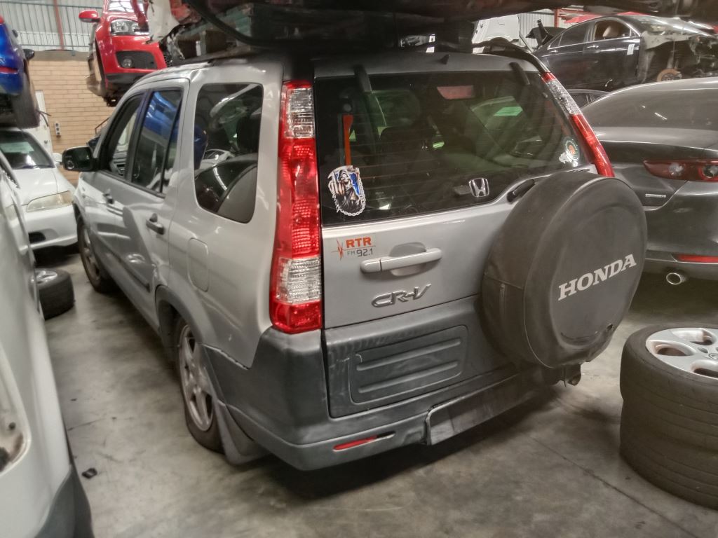 Honda CRV 2006 Silver Wrecking