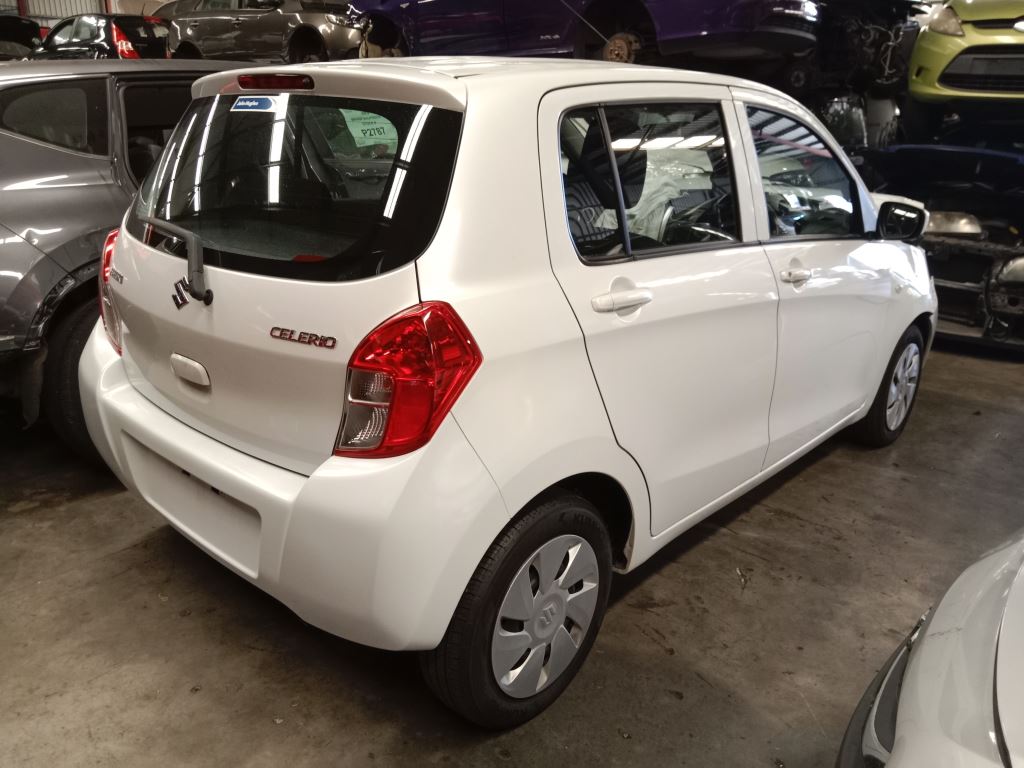 Suzuki Celerio 2015 White Wrecking
