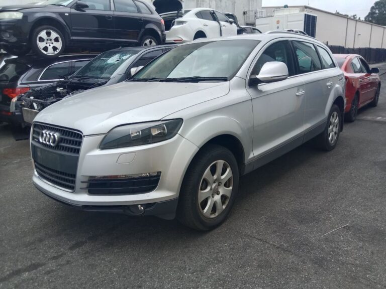 Audi Q7 2007 Silver Wrecking