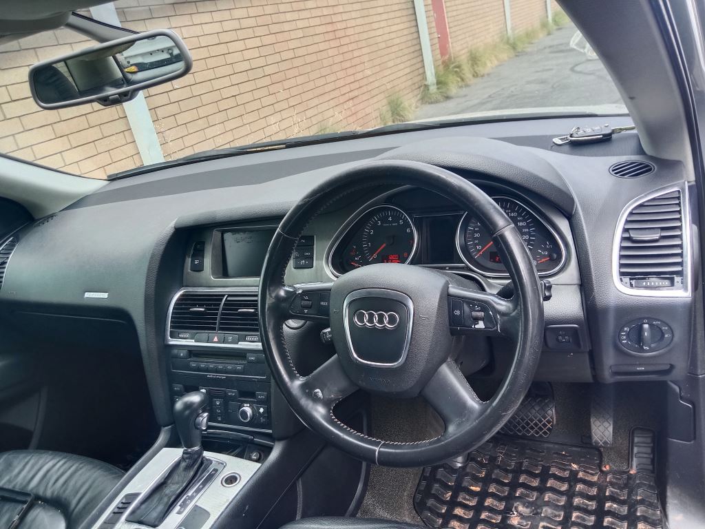 Audi Q7 2007 Silver Wrecking