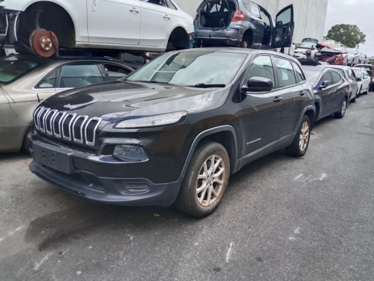Jeep Cherokee Sport 2014 Black Wrecking