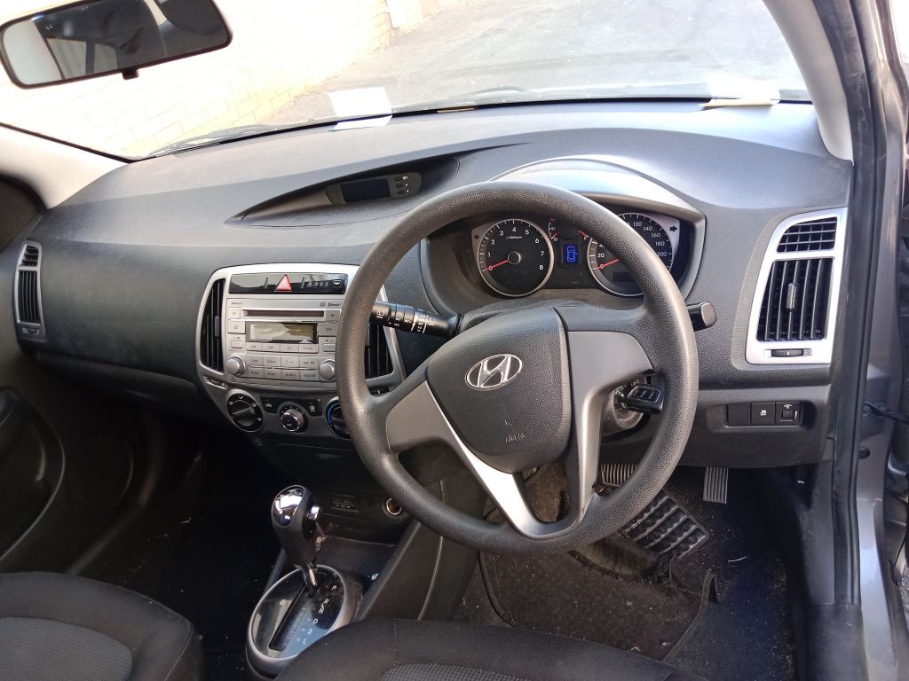 Hyundai I20 2012 Grey Wrecking