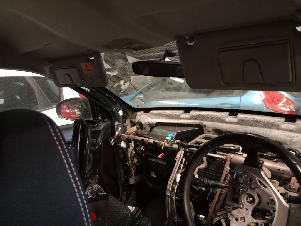 Suzuki Vitara 2016 Black Wrecking